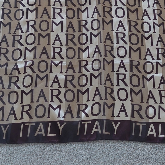 Scarf - Picture 3 of 4